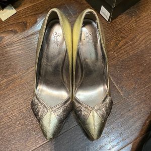 Leather Seychelles pumps